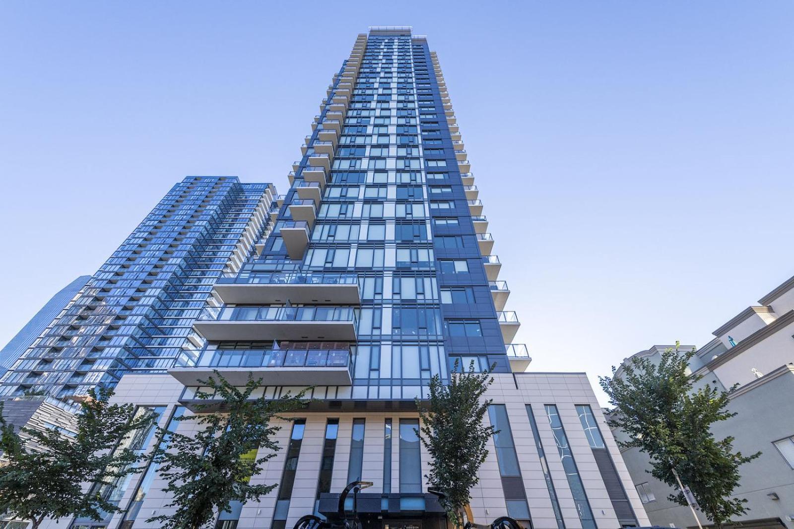 Luxury Dt, 2 Bedroom Deal, Private Balcony, Full Kitchen, Gym - Free Parking YYC Buitenkant foto